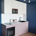 Blue Sunnyside - Location *