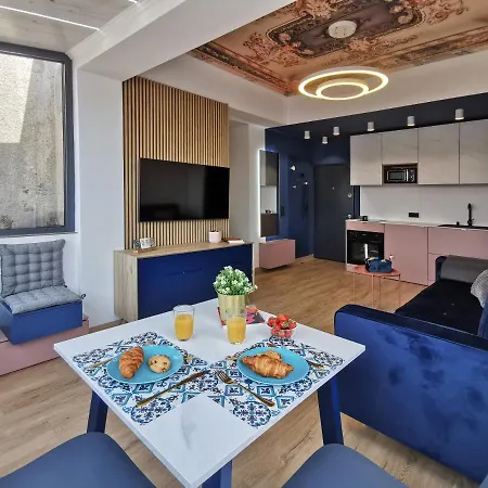 Apartment Blue Sunnyside - Location *