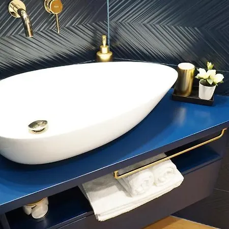 Blue Sunnyside - Location Apartment