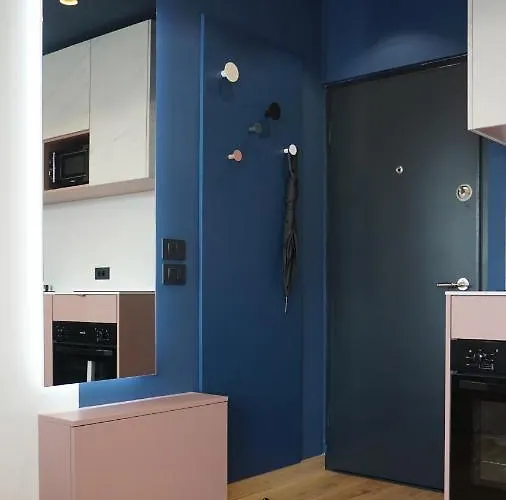 Blue Sunnyside - Location