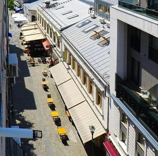 Blue Sunnyside - Location Bucarest