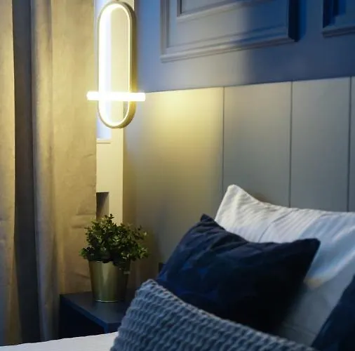 Blue Sunnyside - Location Bucarest